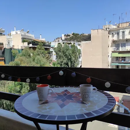 Cosy Apartment On Dragon Street Athens Exterior photo