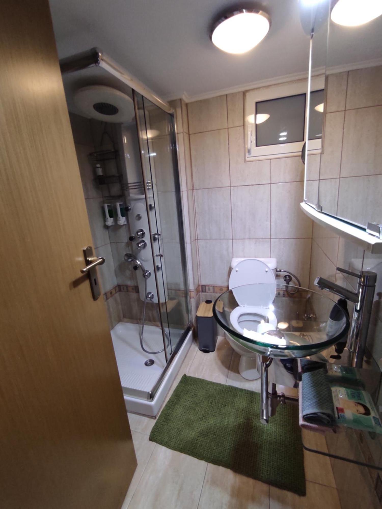 Apartment Cosy On Dragon Street Athens